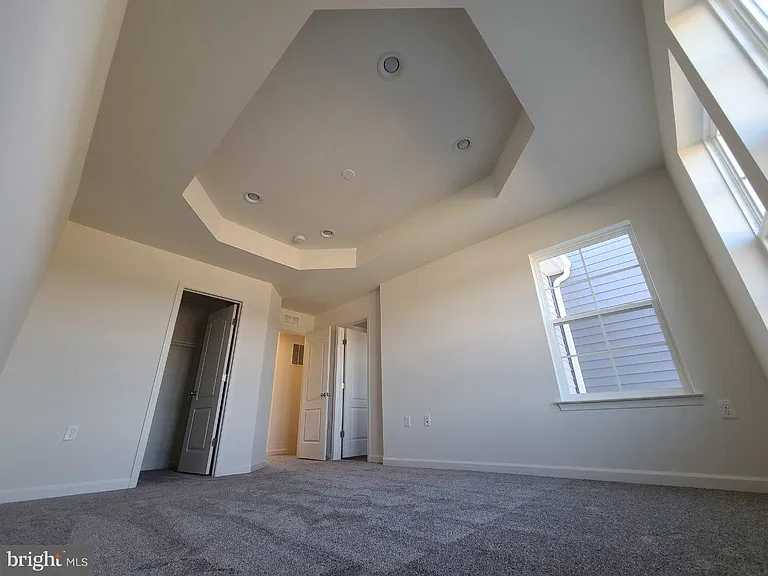 108 Alderman Way — Photo 8