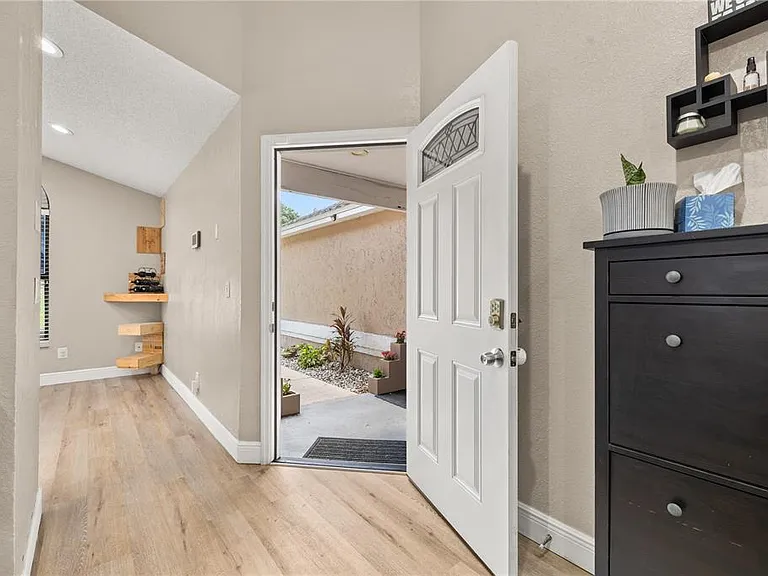 6613 Chantry St — Photo 2