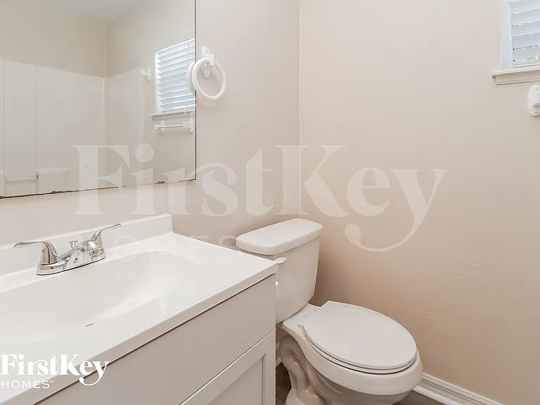 711 Hamster Way — Photo 13
