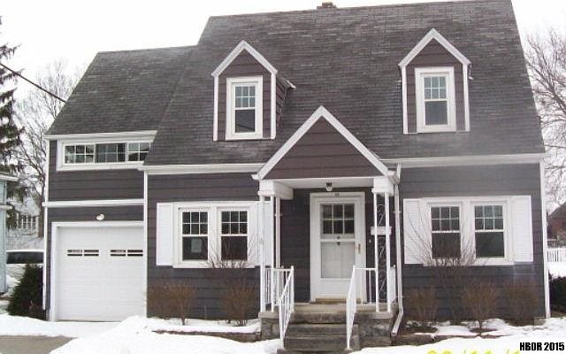 1st image of 33 Schonhardt St