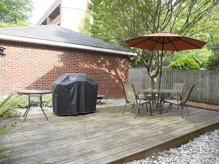 3376 N Cramer St — Photo 9