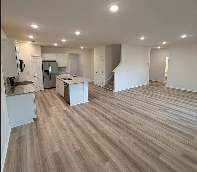 482 Jet Stream Dr — Photo 5
