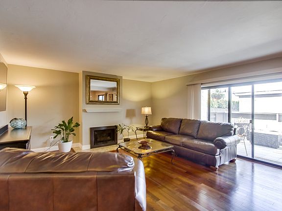 3rd image of 3877 Leland St