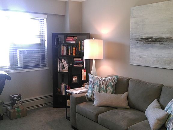 5th image of 2155 34th Ave APT 11D