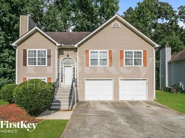 8012 Mustang Ln, Riverdale, GA 30274