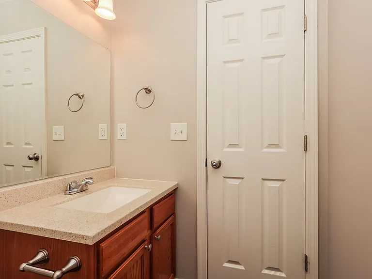 1514 Winter Ct — Photo 19