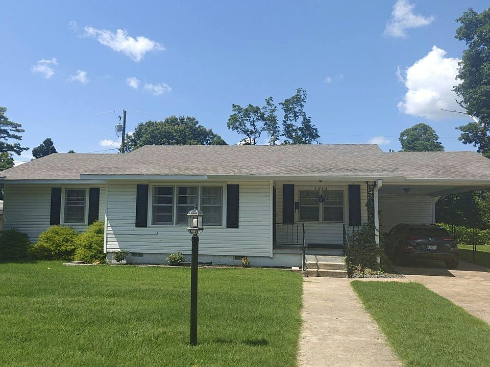 1st image of 1210 Forrest Ave E