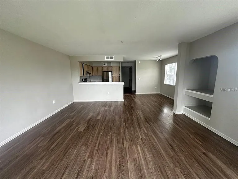 13929 Fairway Island Dr #821 — Photo 10