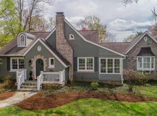 12004 Woodland Rd, Anchorage, KY 40223