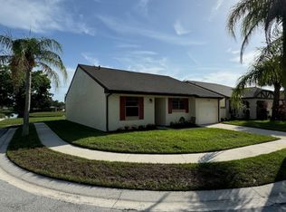 2398 SE Brekenridge Cir, Port Saint Lucie, FL 34952