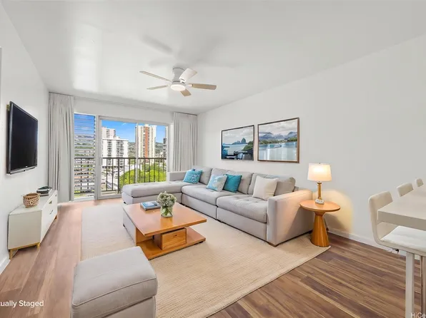 2440 Date St APT 904, Honolulu, HI 96826