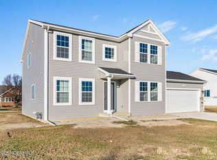 1384 Clairmont Ave, Napoleon, OH 43545