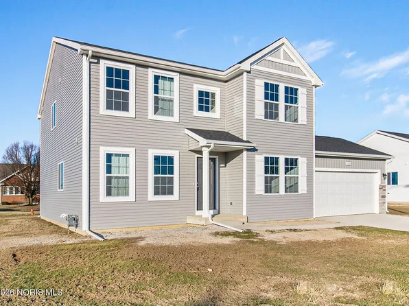 1384 Clairmont Ave, Napoleon, OH 43545