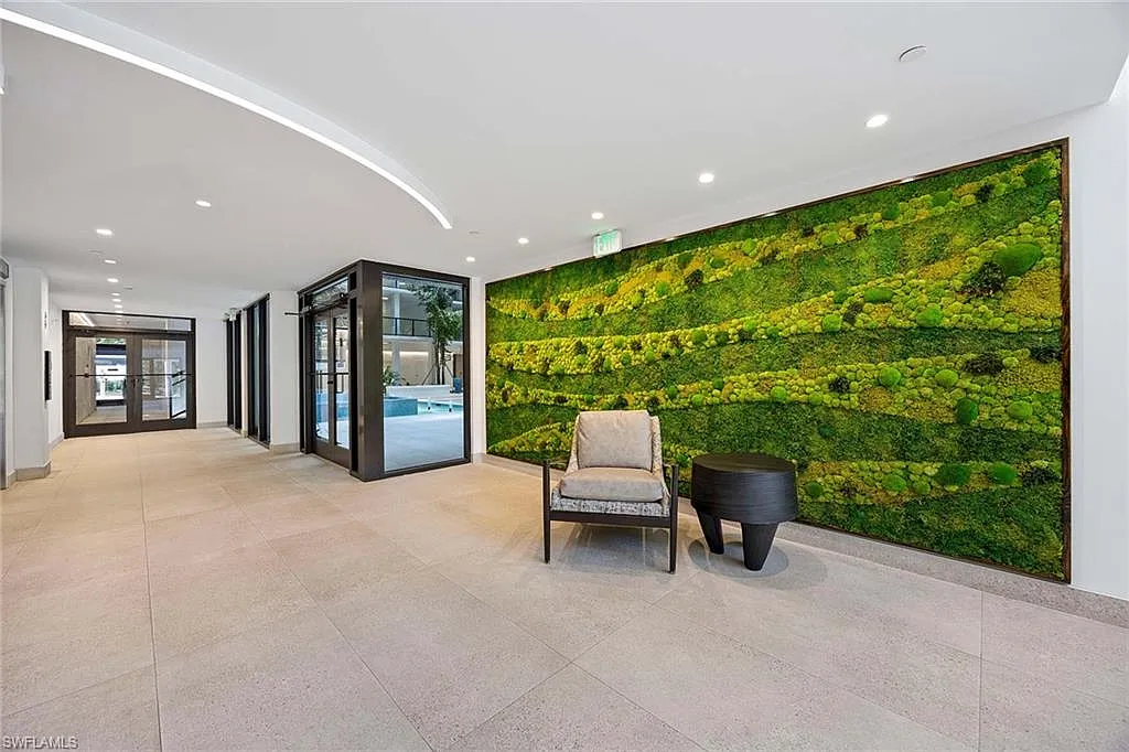 2 bed, 2.0 bath, 2150 sqft, $6,000 — Photo 3