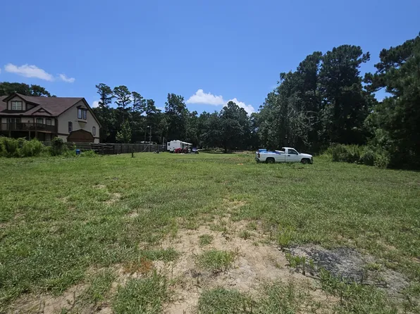 412 Seaside Road, St. Helena Island, SC 29920