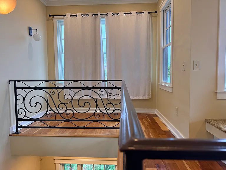 215 Woodrow Ave — Photo 10