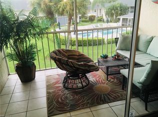 600 Squire Cir APT 201, Naples, FL 34104