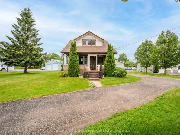 107 Toronto Rd, Pt Hope, ON L1A 3S4