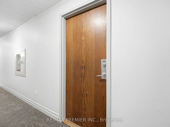 3rd image of 2772 Keele St #306