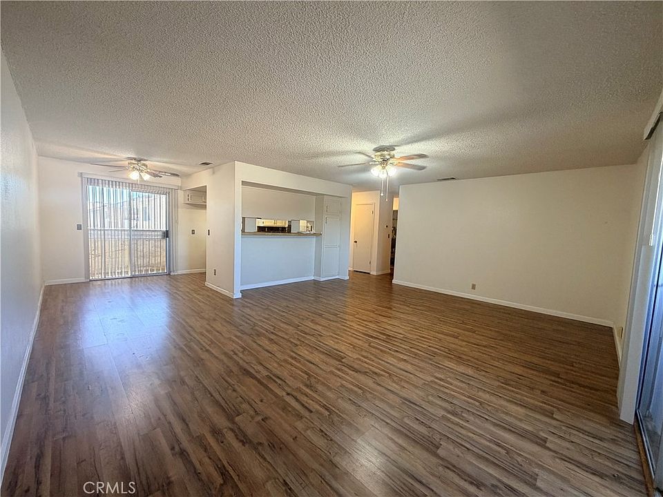 1st image of 1250 E Shaw Ave APT 218