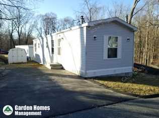 163 Laurelwood Ln, Danbury, CT 06811