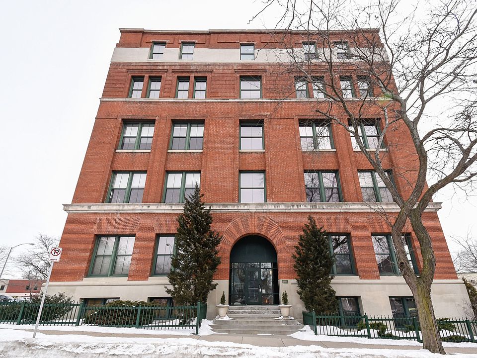 1st image of 1846 N 4th St Unit 201