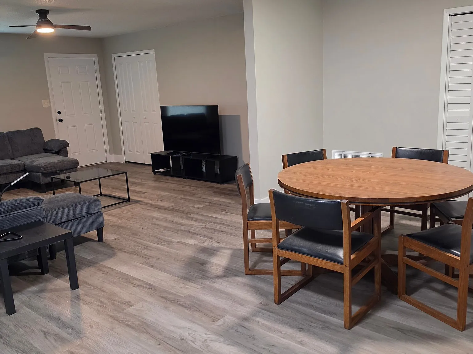 Private Room & bathroom for Rent in Shared House — Photo 4