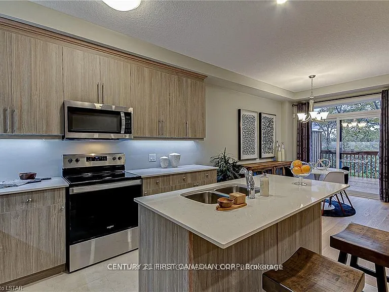 177 Edgevalley Rd #88 — Photo 13