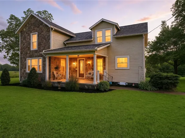 131 Heckman Rd, Fredonia, PA 16124