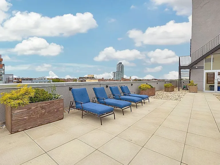 3440 Guider Ave #2E — Photo 6