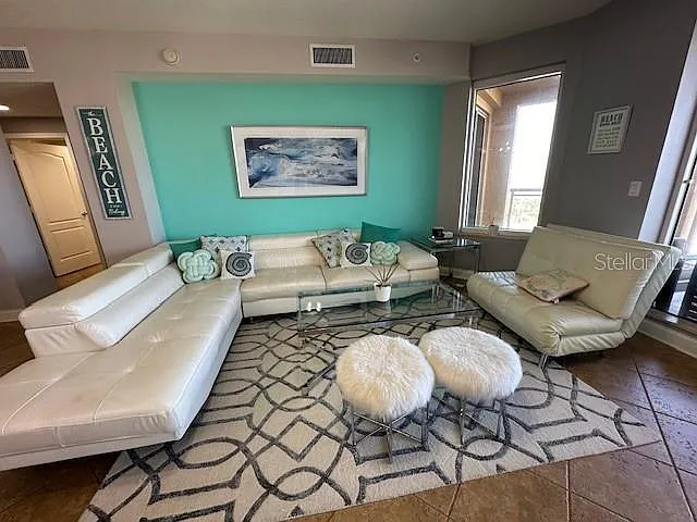 521 Mandalay Ave #704 — Photo 35