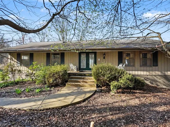 1291 N Revere Rd, Akron, OH 44333