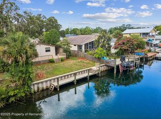 6325 Sebring St, Weeki Wachee, FL 34607