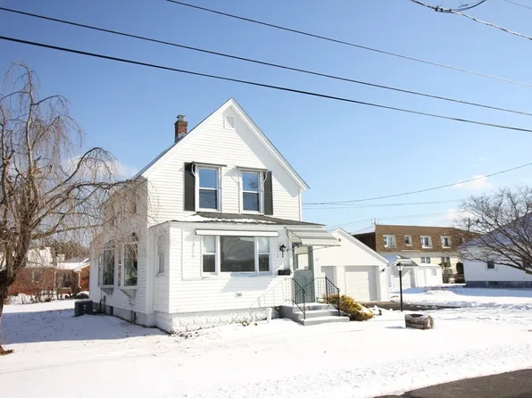 26 Ray St, Ludlow, MA 01056