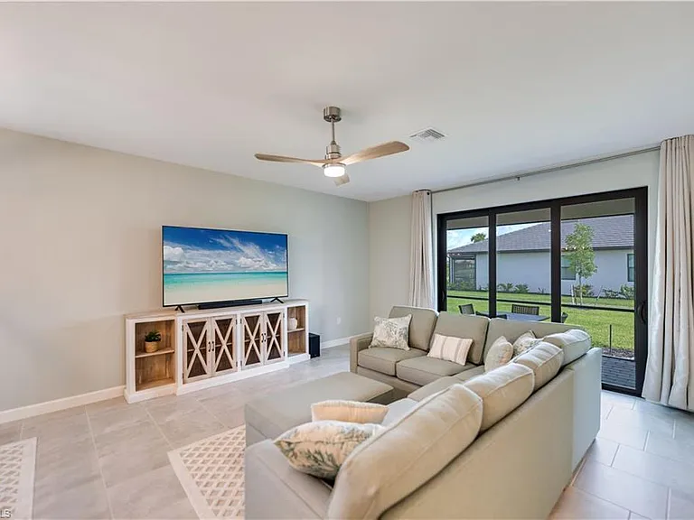18546 Ives Dr — Photo 6