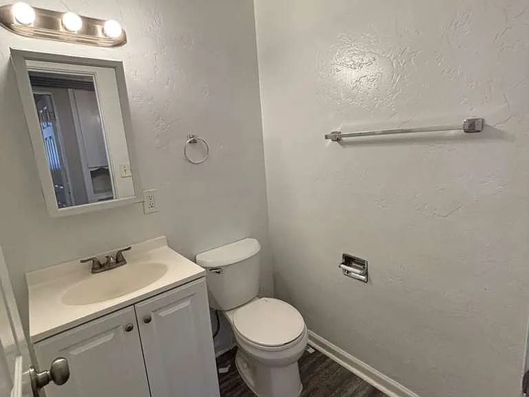 3644 W Townley Ave — Photo 12