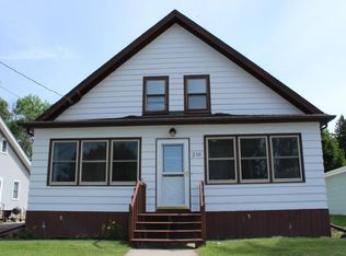 216 W Washington St, Slinger, WI 53086