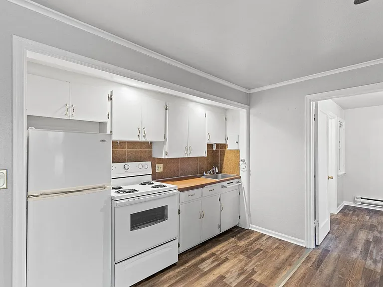 9300 E Sprague Ave — Photo 33