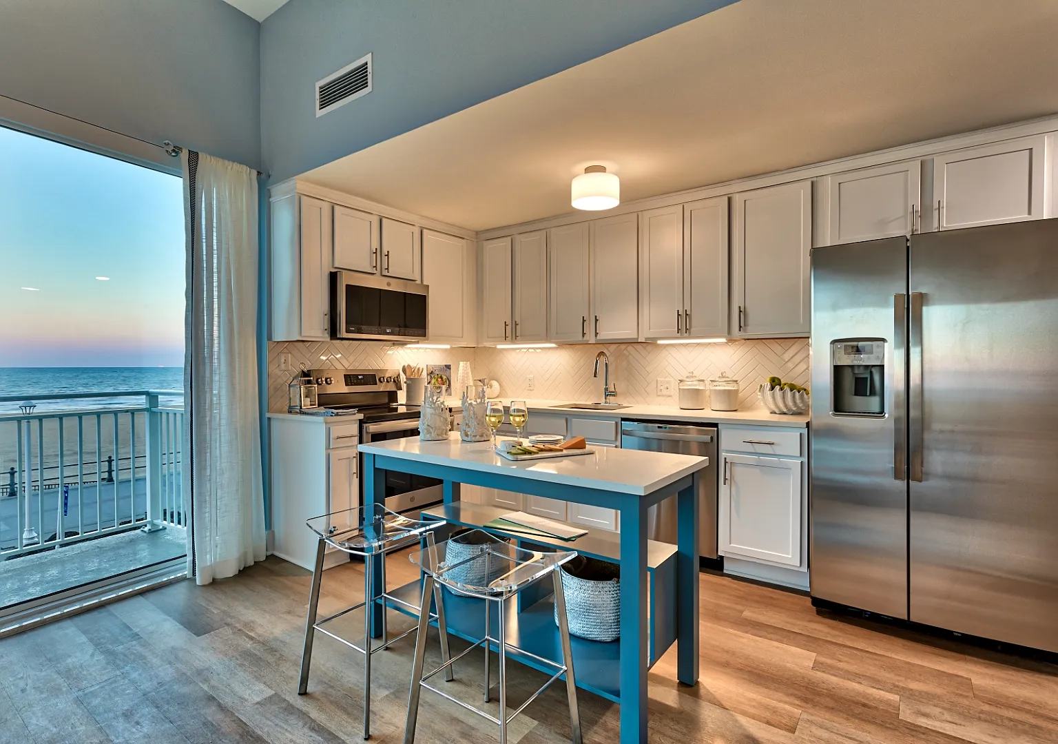 27 Atlantic Apartments — Photo 1