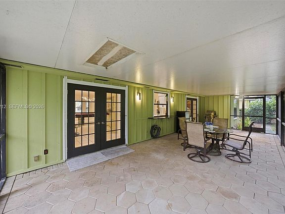 4th image of 18546 Lake Bend Dr