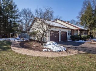 12 Galaxy Ct, Hillsborough, NJ 08844