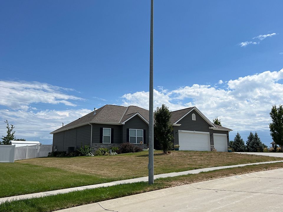 2nd image of 13821 S 49th St
