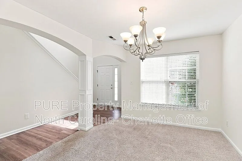 1223 Ben Livingston Rd
