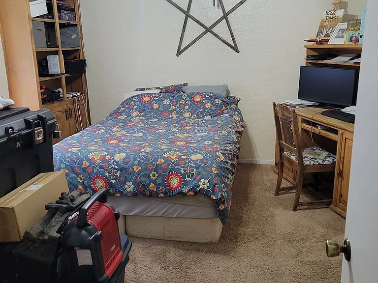 703 Skyline Dr — Photo 11