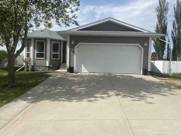 12 Clearwater Cres, Wetaskiwin, AB T9A 3R4