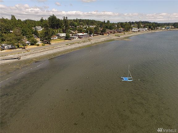 5th image of 8068 Birch Bay Dr