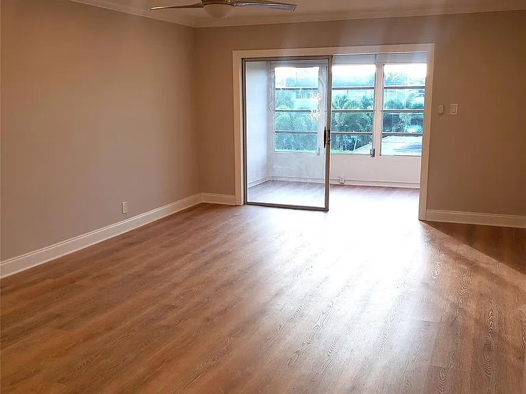 7897 Golf Circle Dr #303 — Photo 31