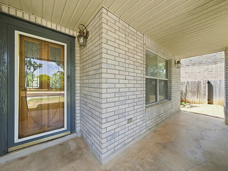 5206 Sandy Shls — Photo 2