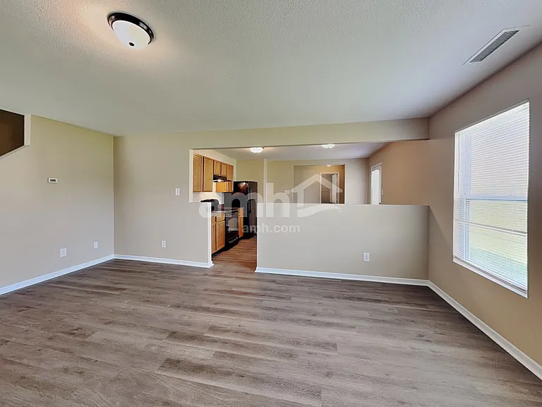 3287 Underwood Dr — Photo 6