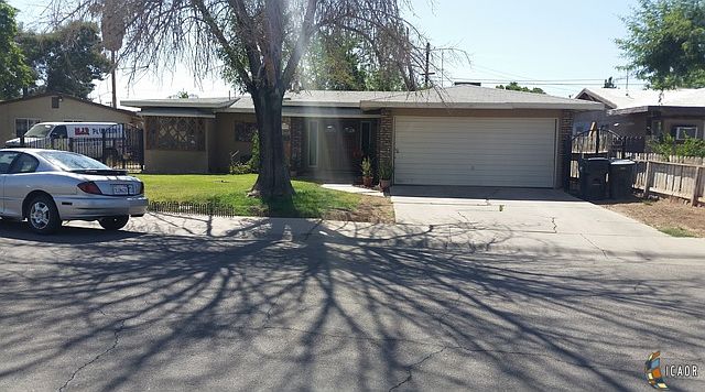 1st image of 717 N Preston Dr
